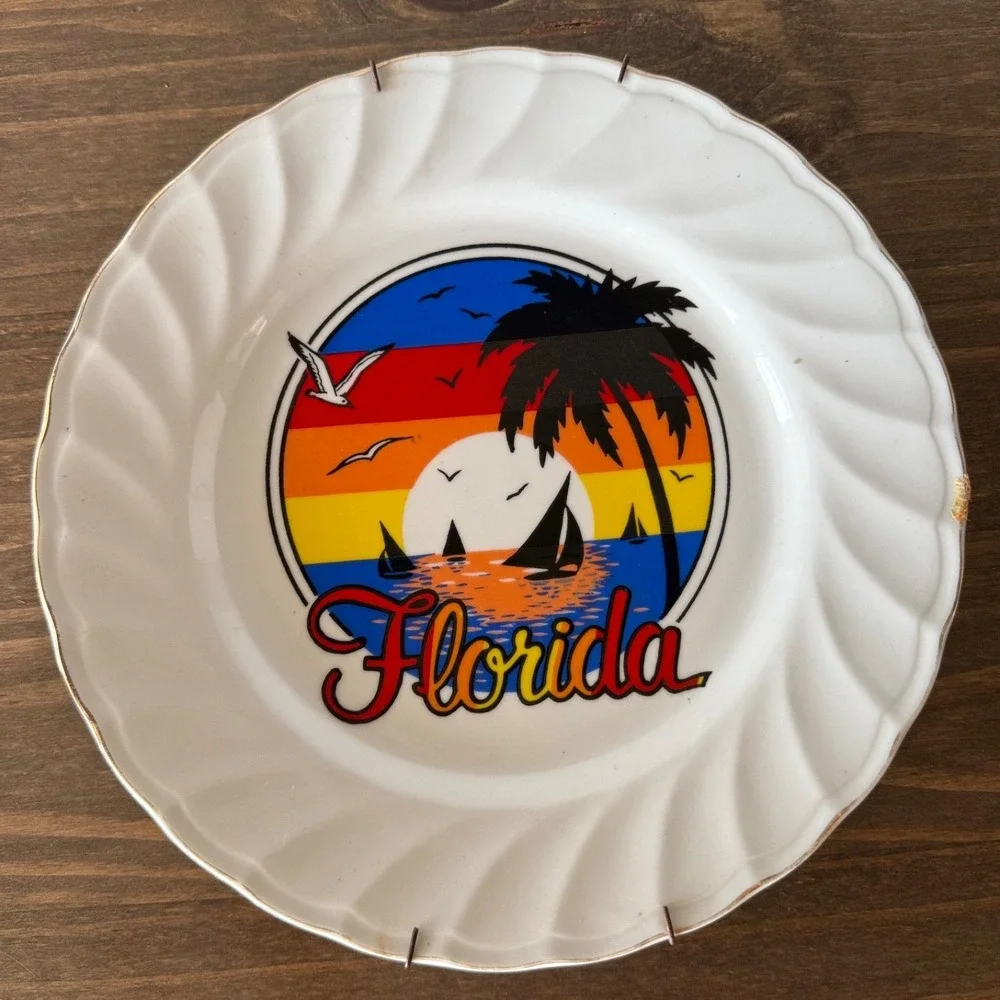 Vintage Florida Souvenir Decorative Plate Palm Tree Sunset Beach Retro Wall Dec‎